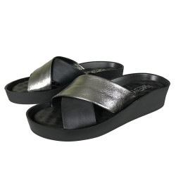 Klapki skórzane damskie na platformie Loretta Vitale 1103 czarne