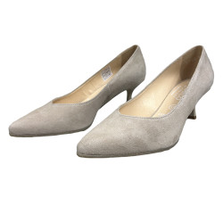 Damskie skórzane czarne czółenka niska szpilka ARKA 6940